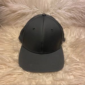 Lululemon Mens Grey SnapBack Hat